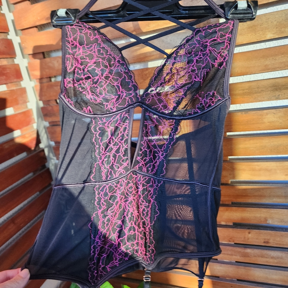 BRAS N THINGS corset bustier garter belt black mesh purple lace size 10 - Picture 6 of 14